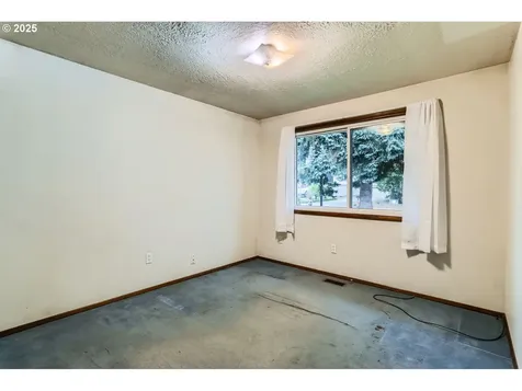 3868 SW 205th Avenue Beaverton OR 97078