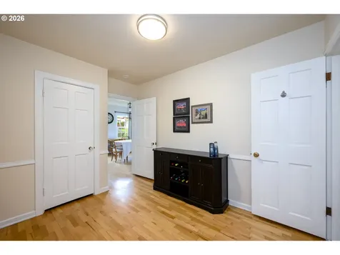 347 W Riverside Drive Roseburg OR 97470