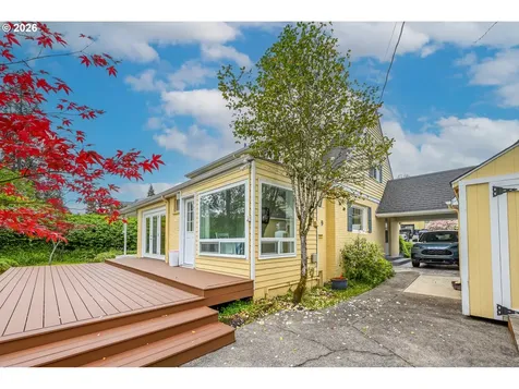 347 W Riverside Drive Roseburg OR 97470