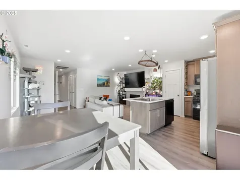 1316 19th Place Forest Grove OR 97116