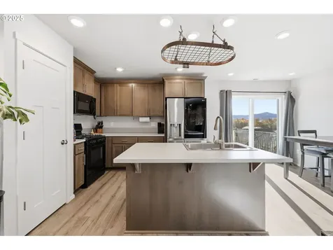 1316 19th Place Forest Grove OR 97116