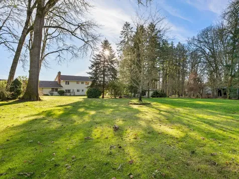 10061 NW Valley Vista Road Hillsboro OR 97124