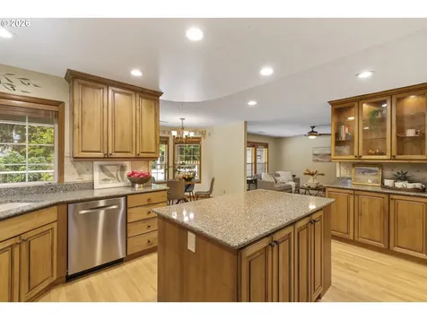 15801 NE 25th Street Vancouver WA 98684