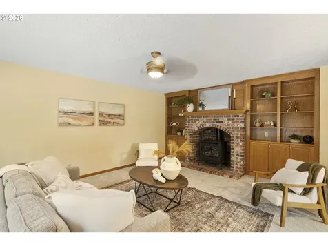 15801 NE 25th Street Vancouver WA 98684