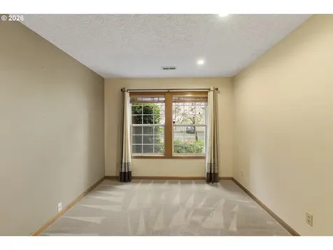 15801 NE 25th Street Vancouver WA 98684