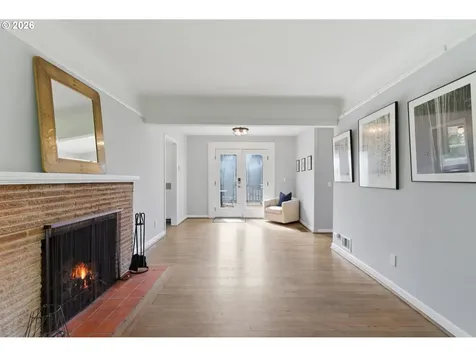 3734 SW Hamilton Street Portland OR 97221