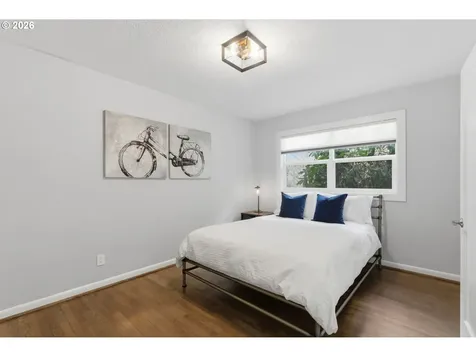 3734 SW Hamilton Street Portland OR 97221