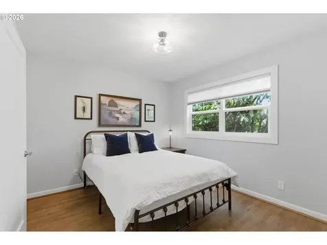 3734 SW Hamilton Street Portland OR 97221