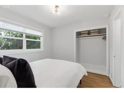 3734 SW Hamilton Street Portland OR 97221