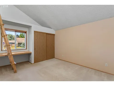 13606 NW Indian Spring Drive Vancouver WA 98685