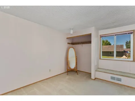 13606 NW Indian Spring Drive Vancouver WA 98685