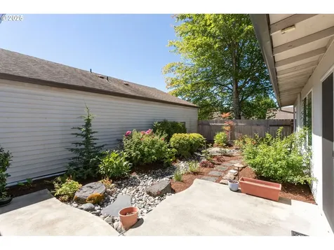 13606 NW Indian Spring Drive Vancouver WA 98685