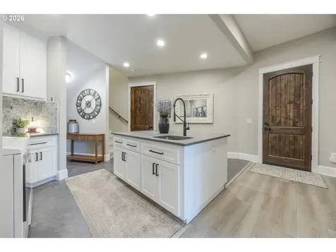32568 Deberry Road Creswell OR 97426