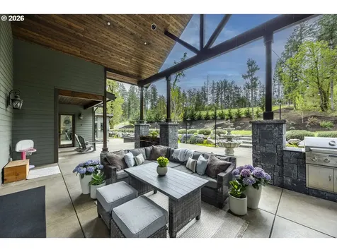 32568 Deberry Road Creswell OR 97426