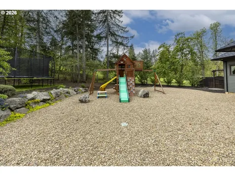 32568 Deberry Road Creswell OR 97426
