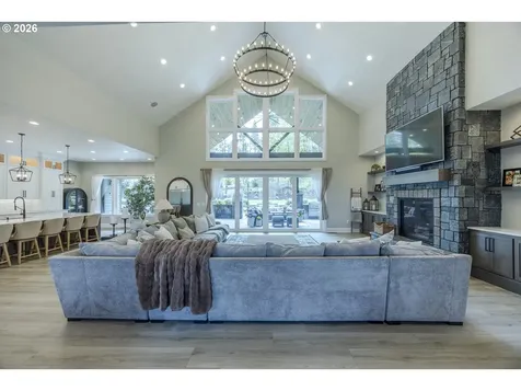 32568 Deberry Road Creswell OR 97426