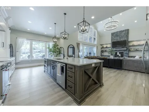 32568 Deberry Road Creswell OR 97426
