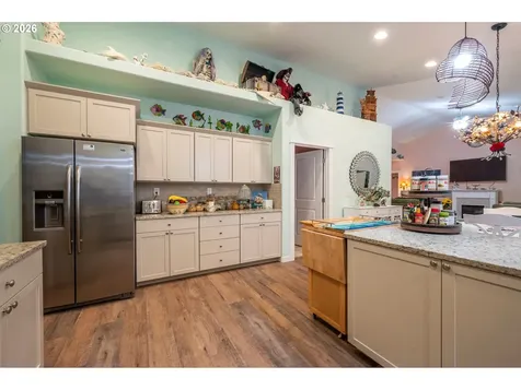 2953 Spinnaker Drive Bandon OR 97411