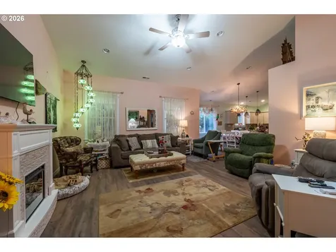 2953 Spinnaker Drive Bandon OR 97411
