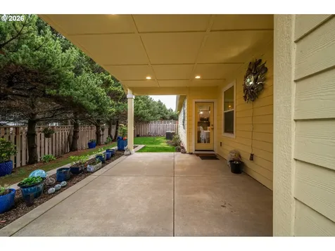 2953 Spinnaker Drive Bandon OR 97411