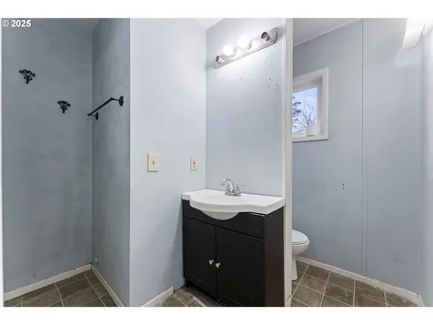 2665 35th Street Coos Bay OR 97420