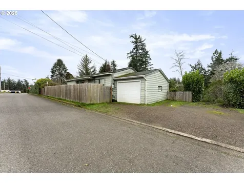 2665 35th Street Coos Bay OR 97420