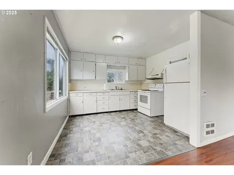 2665 35th Street Coos Bay OR 97420