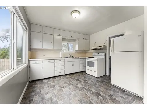 2665 35th Street Coos Bay OR 97420