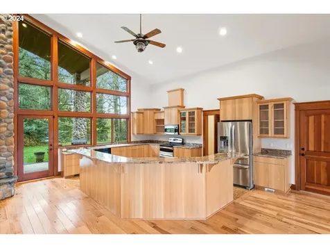 15419 NE 50th Avenue Vancouver WA 98686