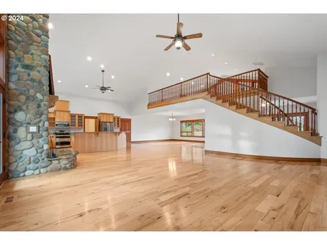 15419 NE 50th Avenue Vancouver WA 98686