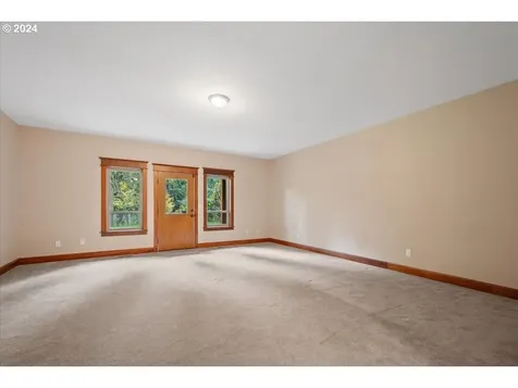 15419 NE 50th Avenue Vancouver WA 98686