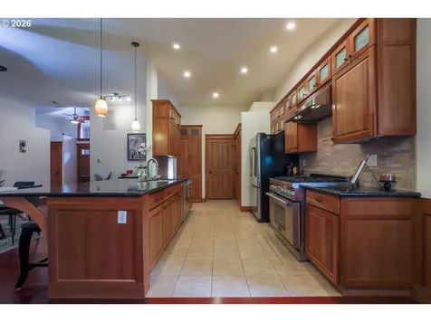 10507 NE 45th Avenue Vancouver WA 98686