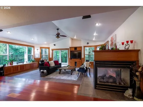 10507 NE 45th Avenue Vancouver WA 98686