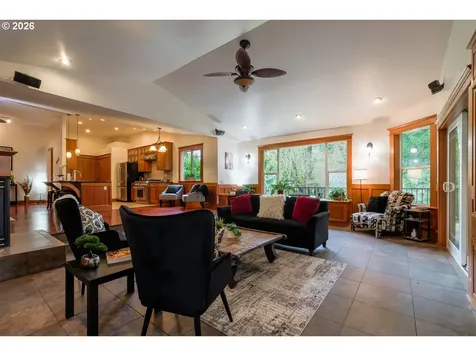 10507 NE 45th Avenue Vancouver WA 98686