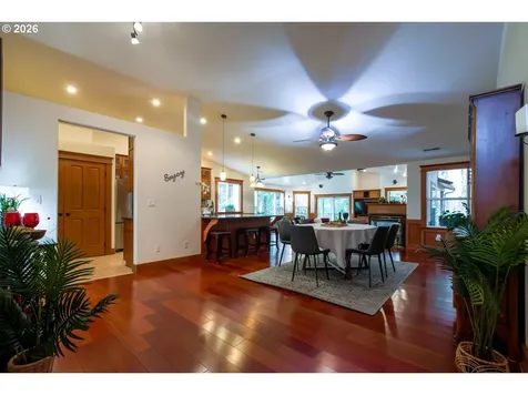 10507 NE 45th Avenue Vancouver WA 98686