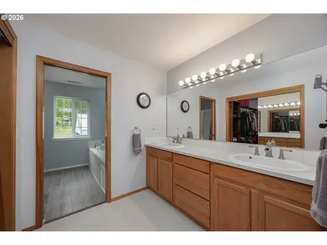 24810 W Humphrey Street Yacolt WA 98675