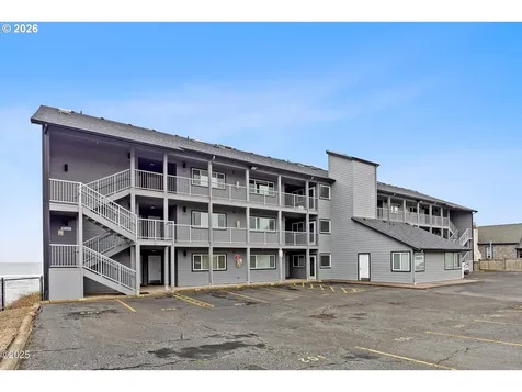 507 NW Alpine Street Newport OR 97365