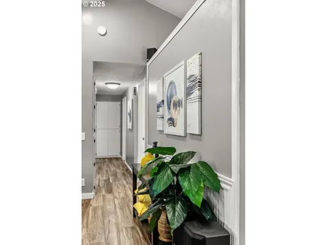 2343 Willona Park Eugene OR 97408