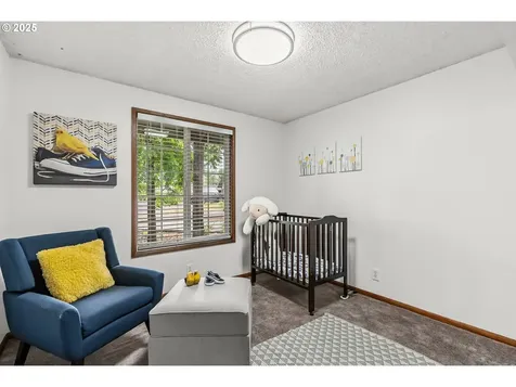2343 Willona Park Eugene OR 97408