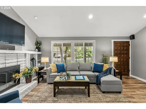 2343 Willona Park Eugene OR 97408