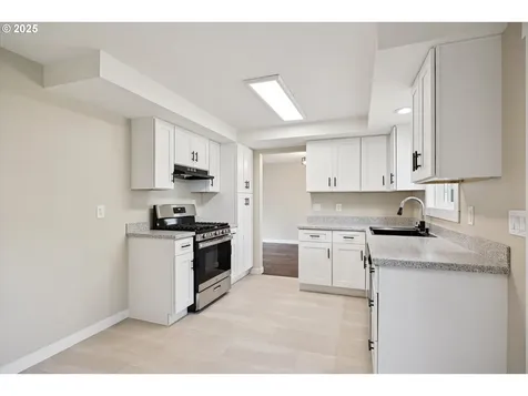 7520 SE Middle Way Vancouver WA 98664