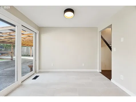 7520 SE Middle Way Vancouver WA 98664