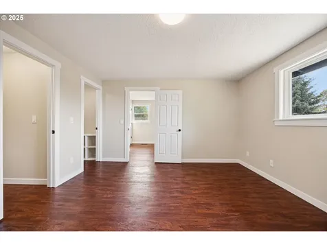 7520 SE Middle Way Vancouver WA 98664