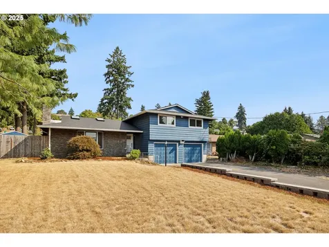 7520 SE Middle Way Vancouver WA 98664
