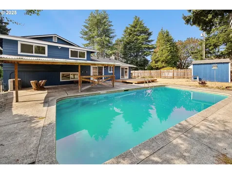 7520 SE Middle Way Vancouver WA 98664