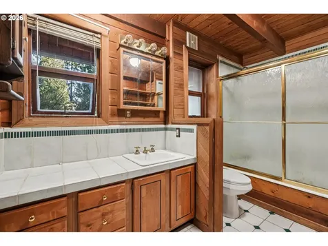 3523 SW 13th Avenue Portland OR 97239