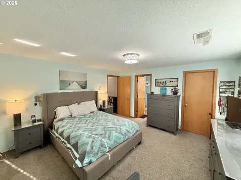 3035 NE Maloney Drive Mcminnville OR 97128