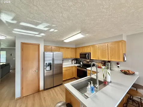 3035 NE Maloney Drive Mcminnville OR 97128
