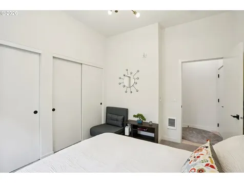 6610 N Greenwich Avenue Portland OR 97217