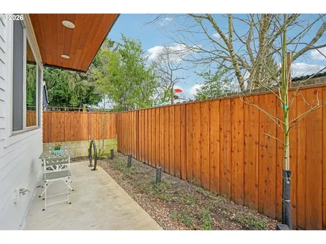 6610 N Greenwich Avenue Portland OR 97217